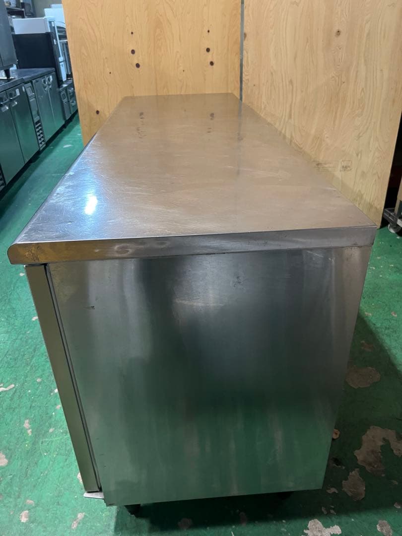 2013年 DAIWA テーブル形冷凍冷蔵庫 1800x600x800