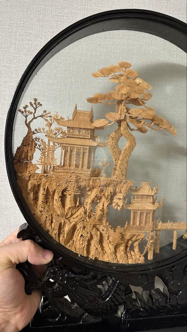 木製風景彫刻 置物 直径約30cm