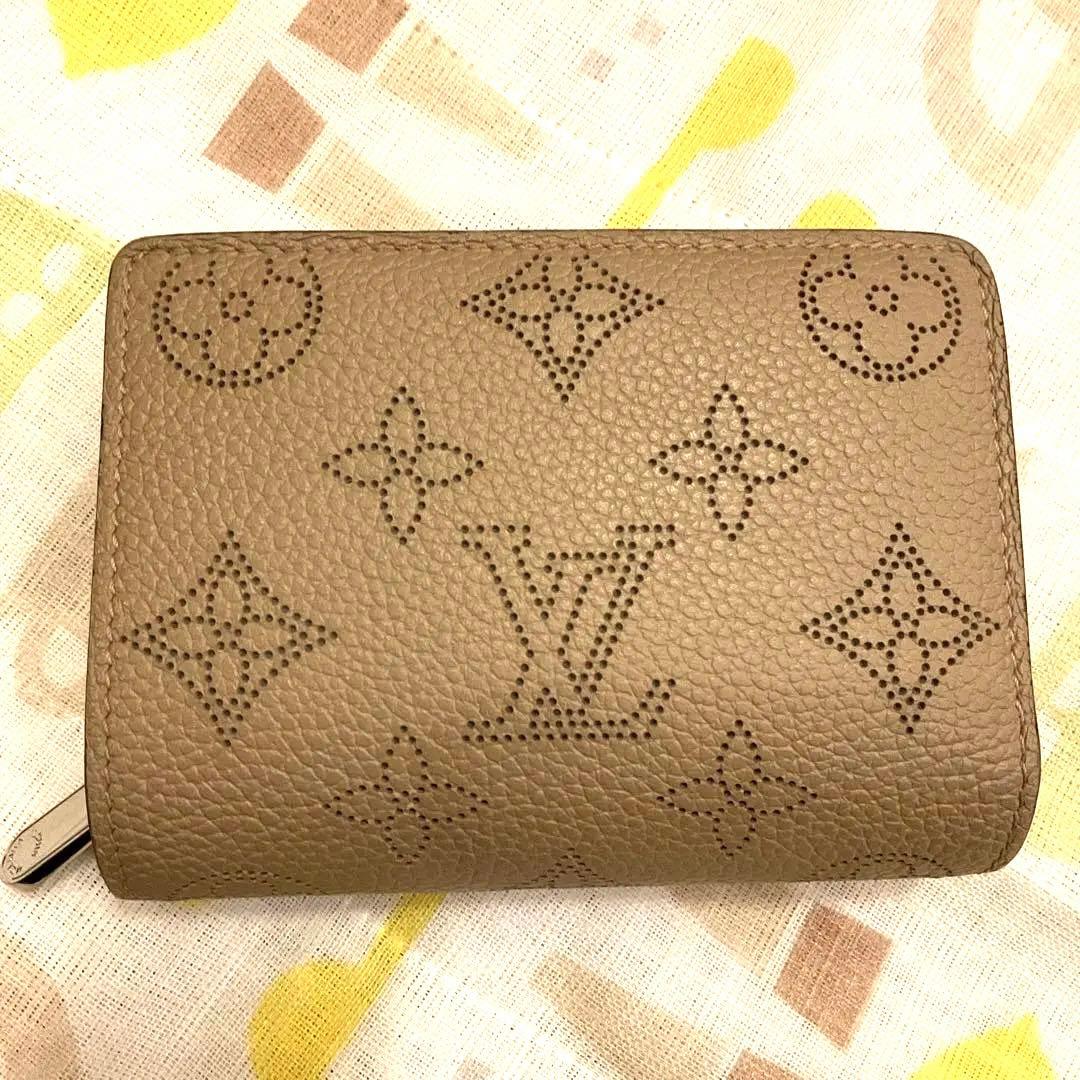 ルイヴィトンモノグラムマヒナクレアガレ二つ折り財布