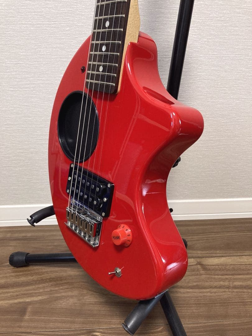 新品同様 FERNANDES ZO-3 フェルナンデス 赤 レッド