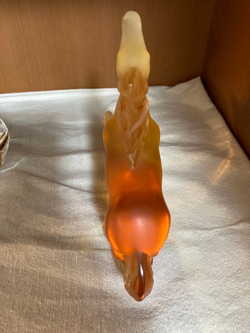 ラリック　馬　置物　アンバー　琥珀