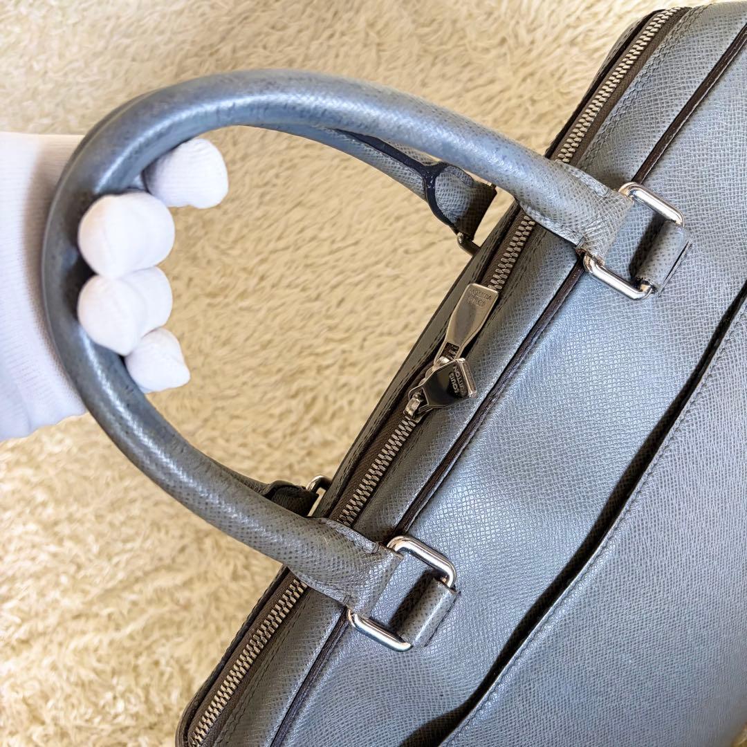 Louis Vuitton タイガ ポルトドキュマンPDB M32711 グレー