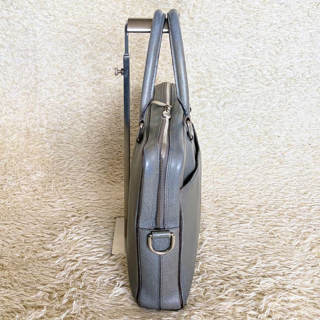 Louis Vuitton タイガ ポルトドキュマンPDB M32711 グレー