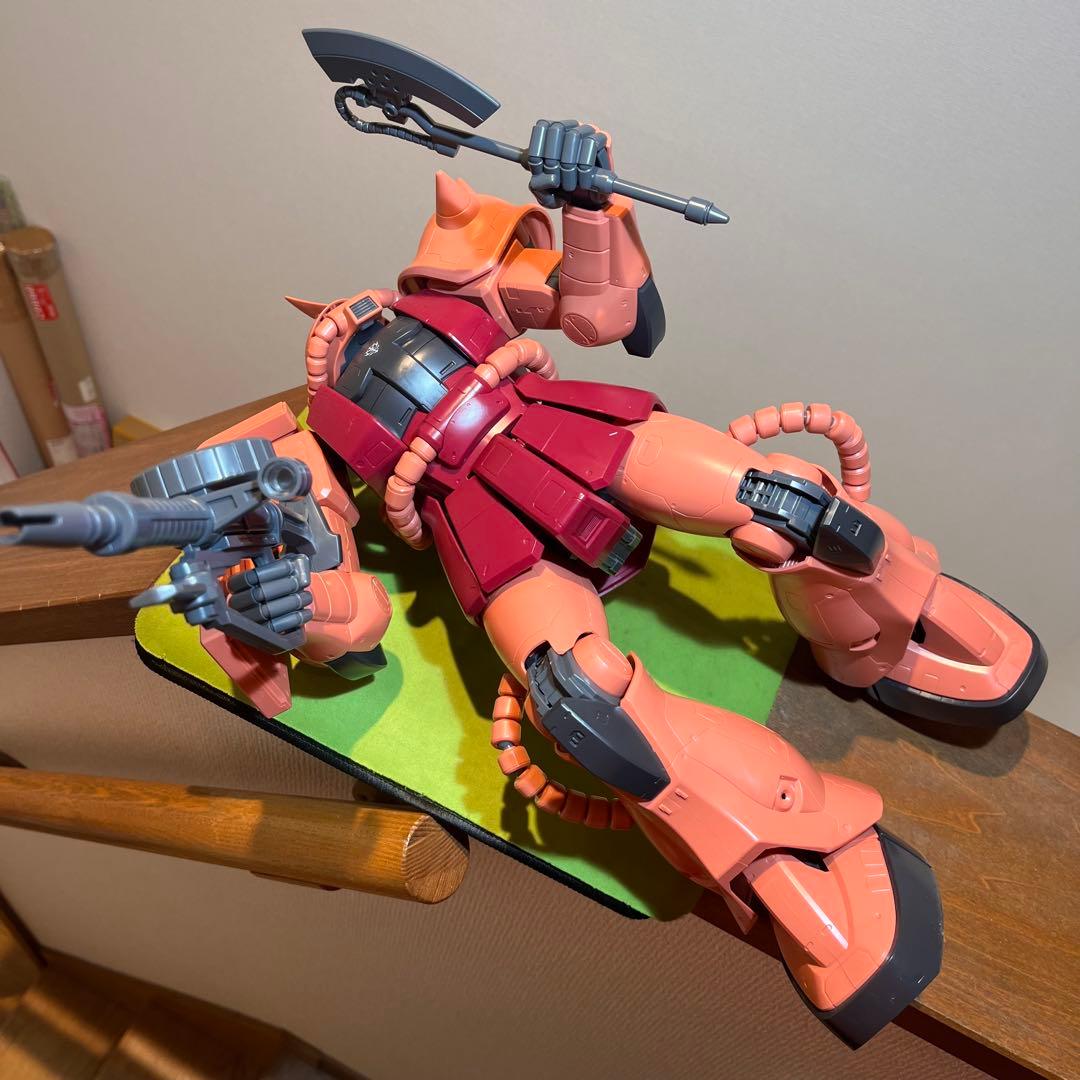 メガサイズ MS-06S シャア専用ザク II 完成品