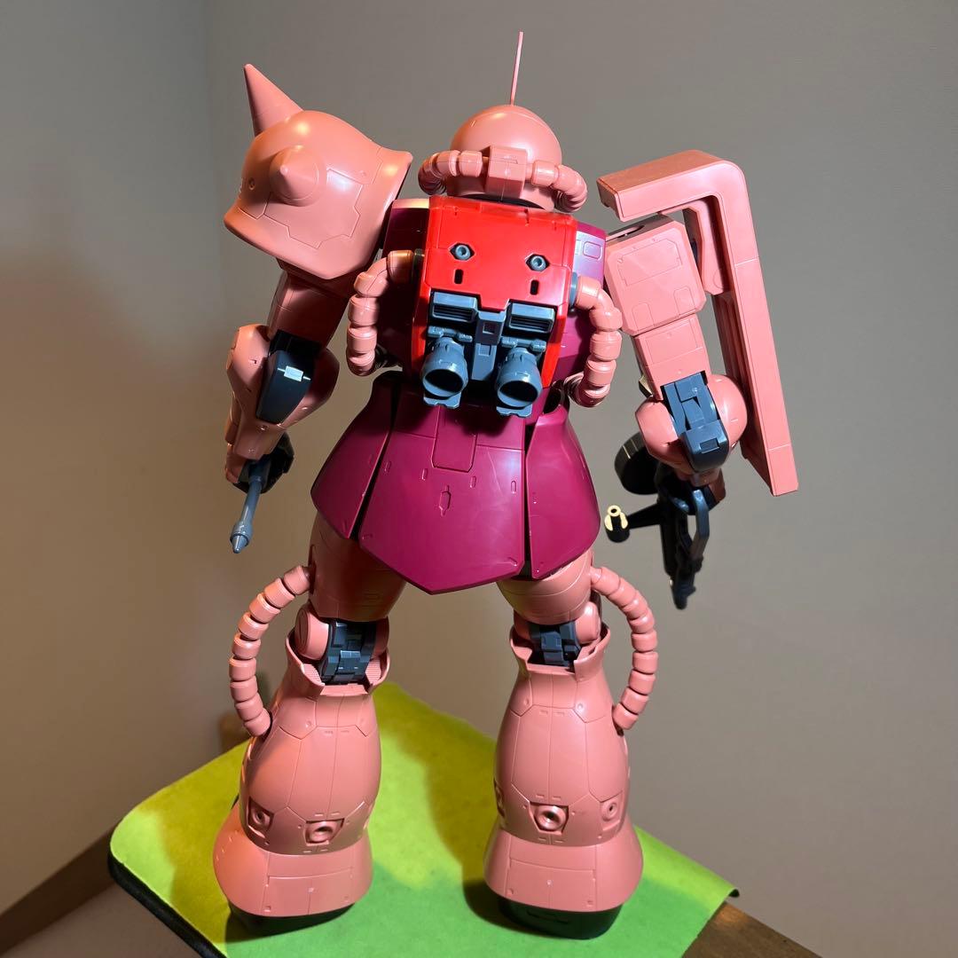 メガサイズ MS-06S シャア専用ザク II 完成品