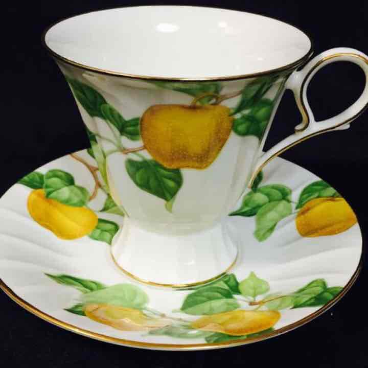 未使用1984限定品オールドノリタケナシカップ＆ソーサー1客