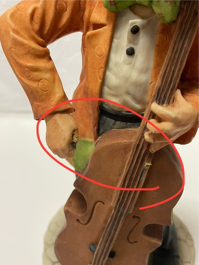 【雑貨】ピエロ 音楽隊 置き物 像 3体セット〈インテリア 置物 オブジェ〉