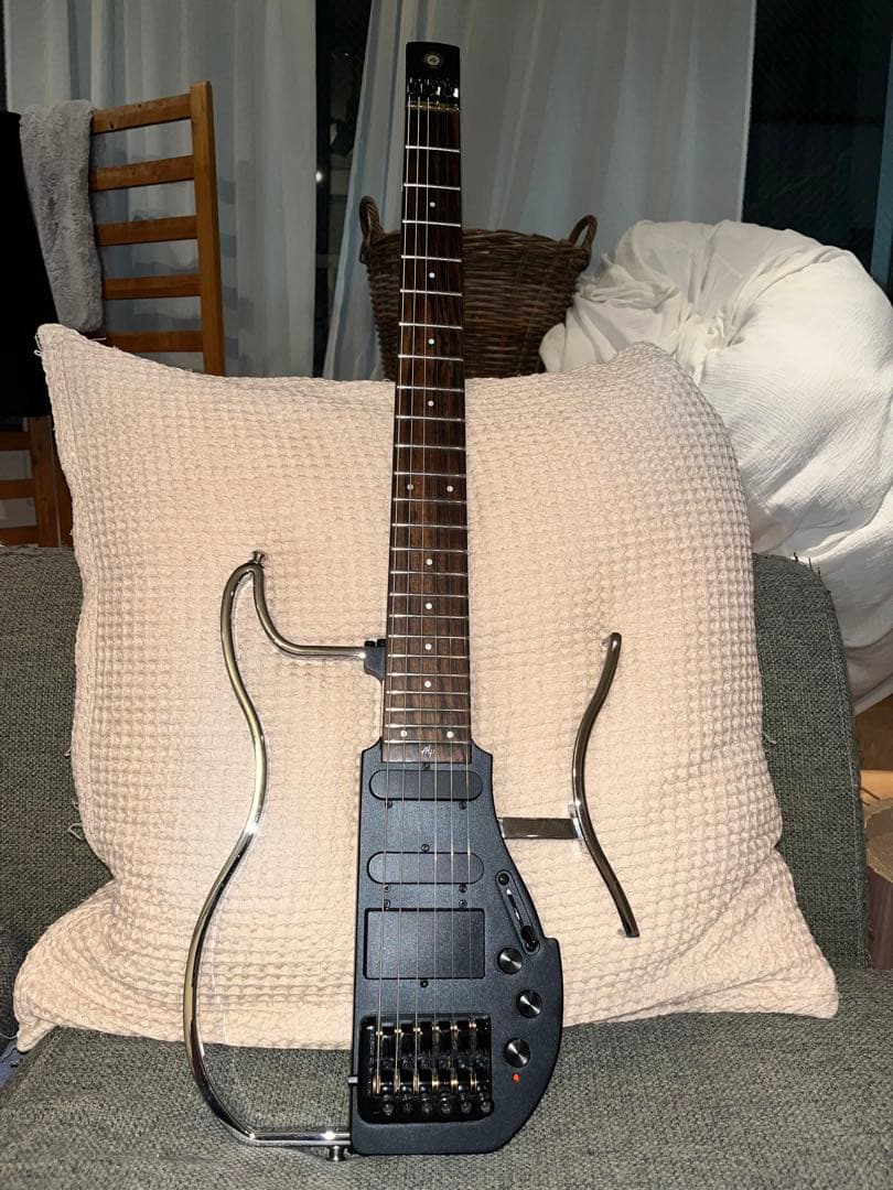 り*の様 エレキギター　ヘッドレス　ALP