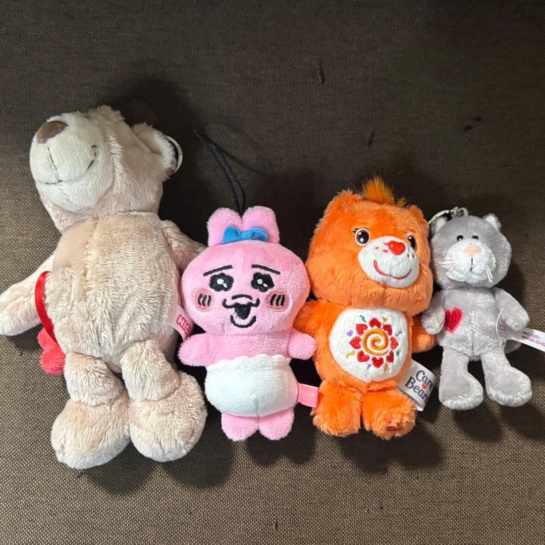 拓*ん様 赤 旧ワッペ キーホルダー付き ラブブ