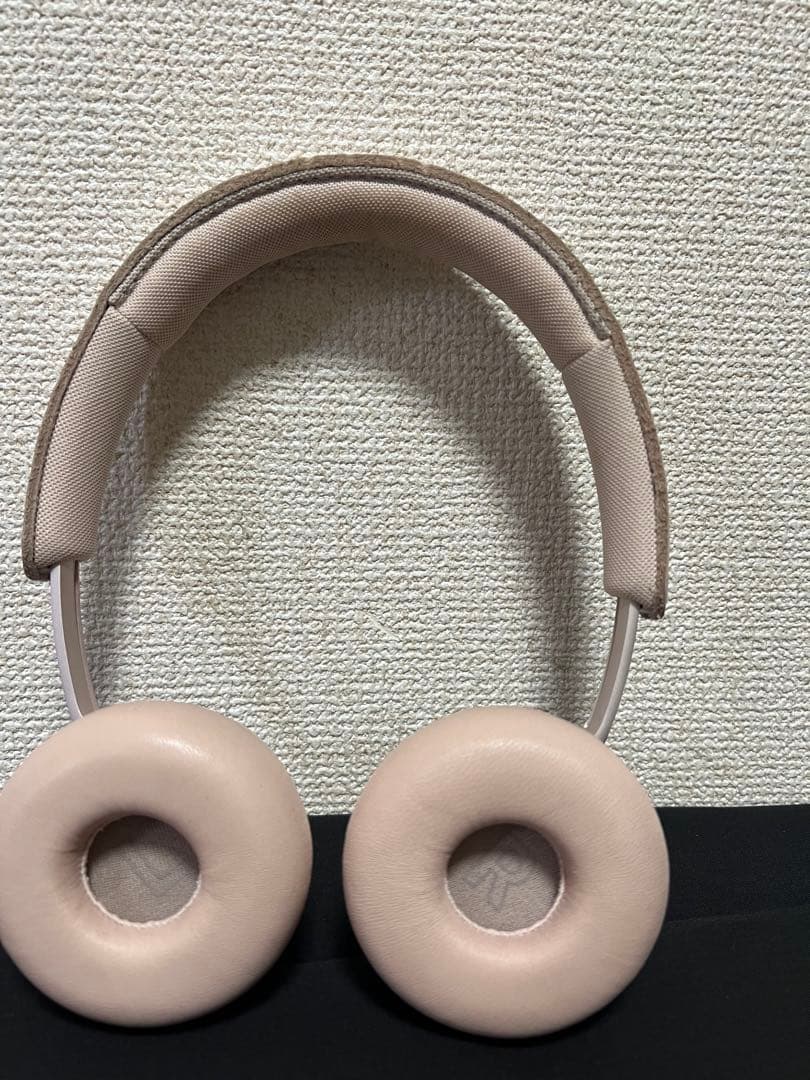 Bang&Olufsen H8i ピンク