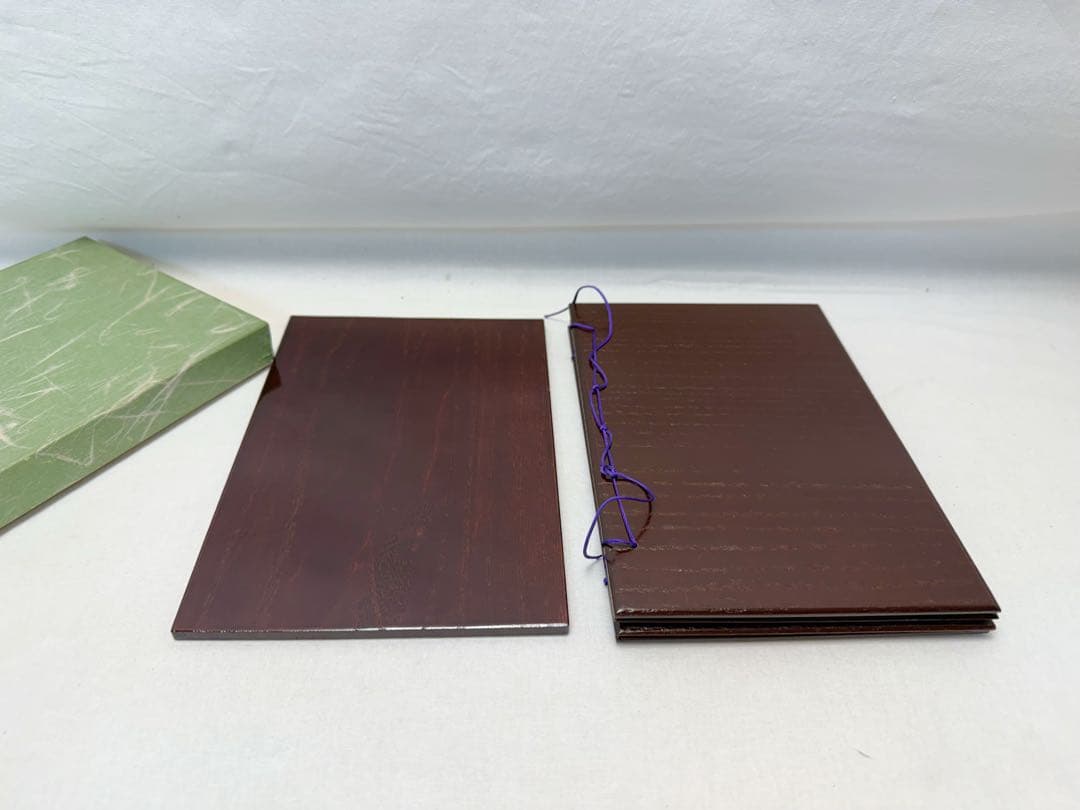 未使用 茶道具 木製溜塗器据 と溜塗 和敬板2点セット 元箱