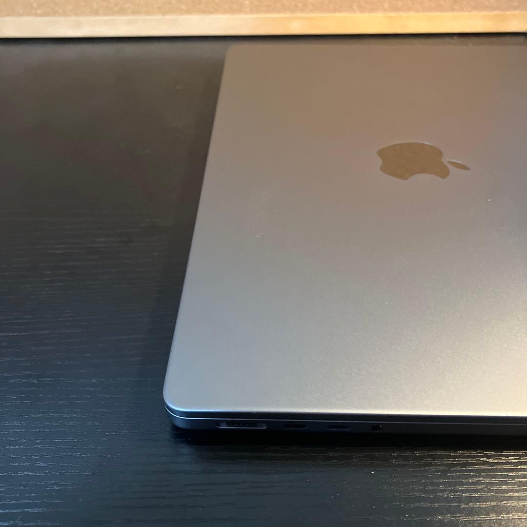 MacBook Pro M2 Pro (14インチ)