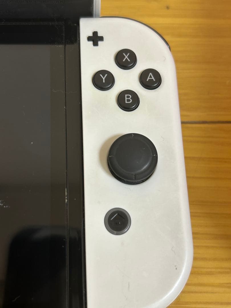 Nintendo Switch 本体 白Joy-Con付き