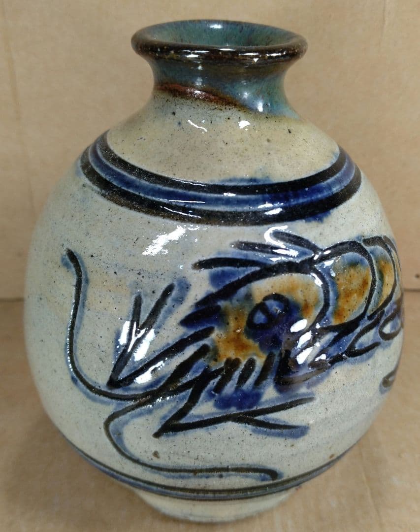 南風！【本物保証】金城次郎 壷屋焼 海老徳利 共箱 栞 人間国宝 壺屋焼