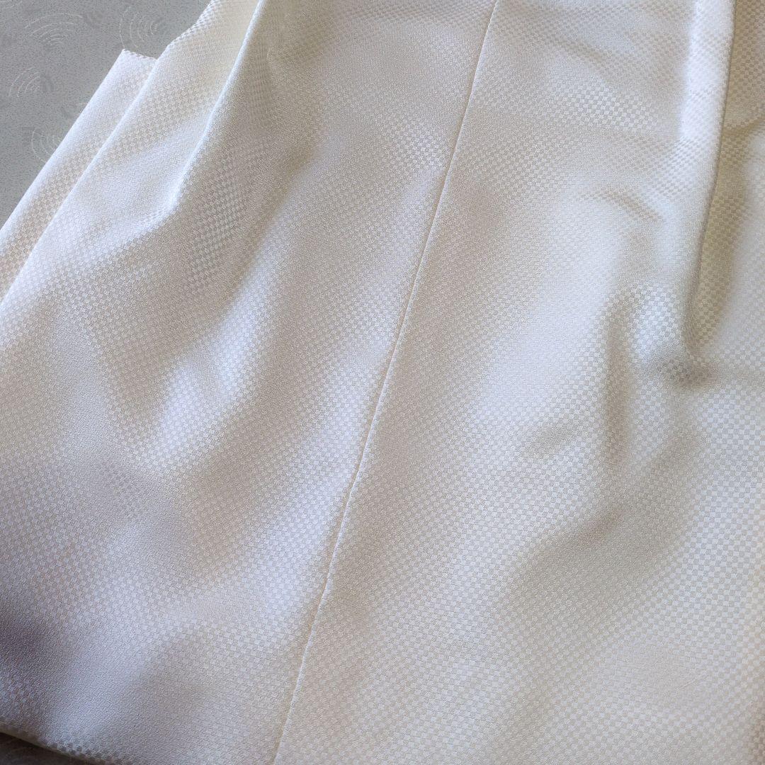 七五三３歳正絹手縫いの被布（中綿無し）オフホワイト（小さな格子柄）