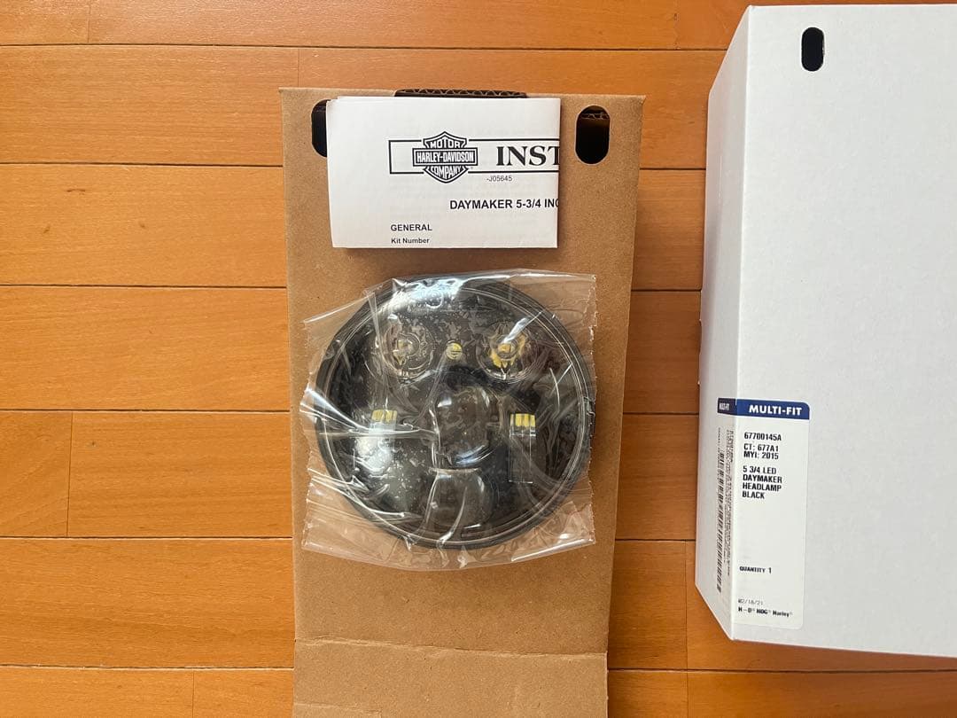 67700145A ハーレー純正 LEDヘッドライト ブラック 未使用品