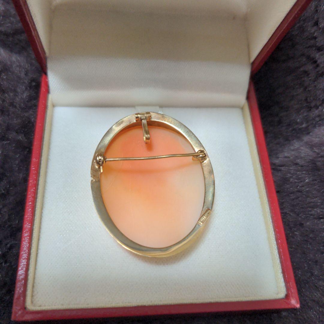 ROBERTA カメオ ブローチ