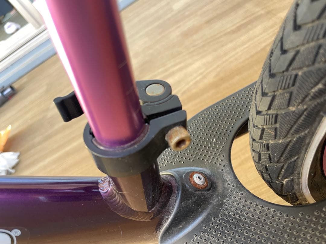 ストライダー　ゴムタイヤ　12インチ　STRIDER