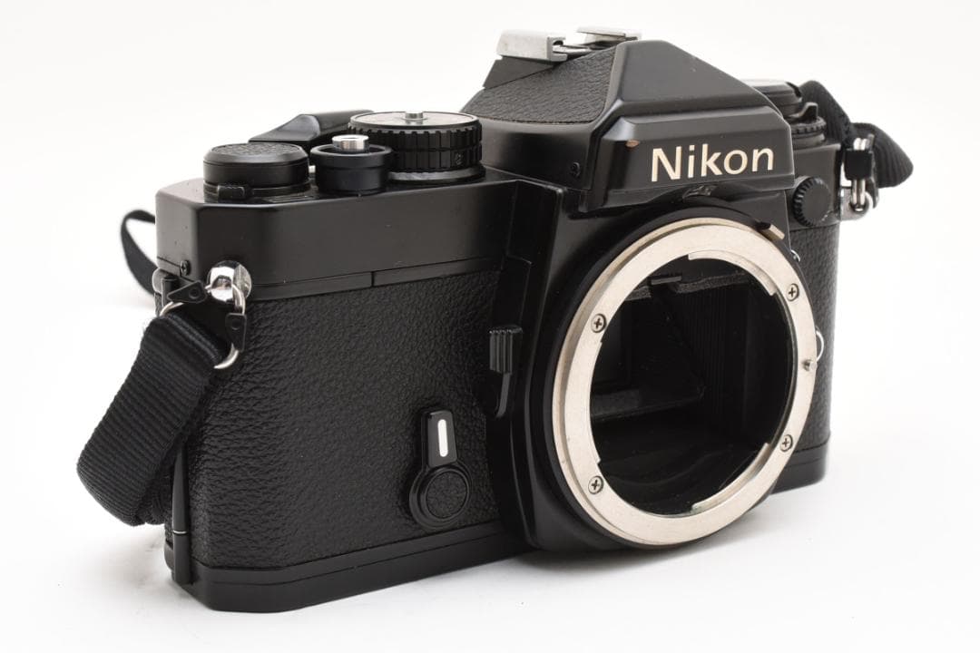 ★各部モルト張り替え済・美品★ ニコン Nikon FE ボディ #19587
