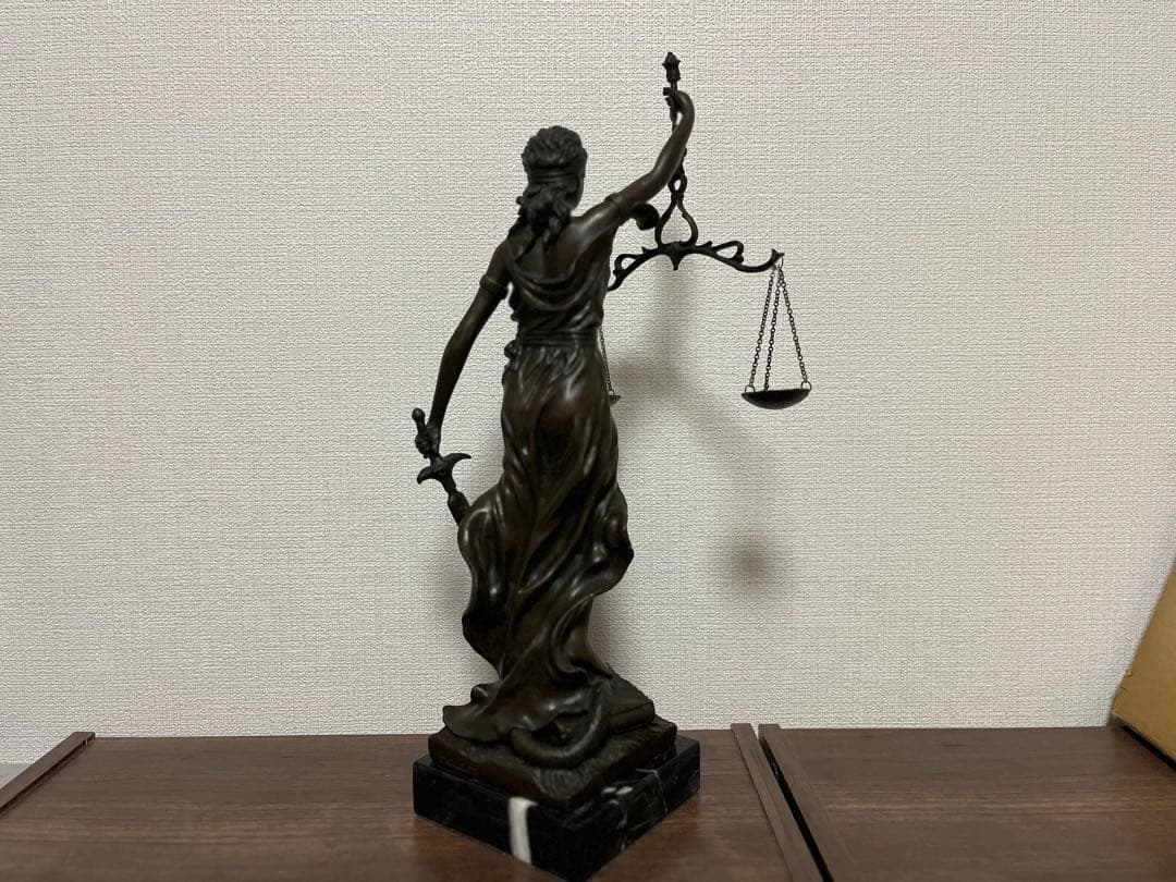 【ブロンズ製】正義の女神 テミス 像(彫刻家Houdonの刻印あり)