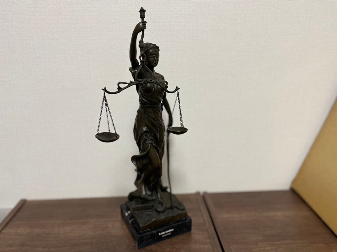 【ブロンズ製】正義の女神 テミス 像(彫刻家Houdonの刻印あり)