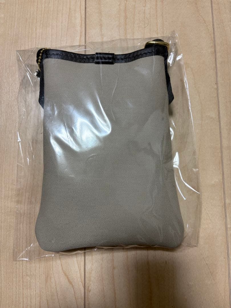 Brady ベージュ ショルダーバッグ　LOWCA MINI ロウカ ミニ