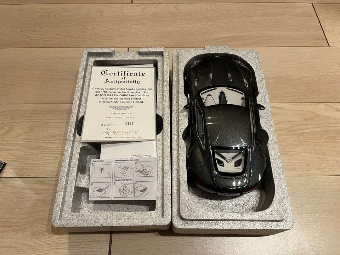 ASTON MARTIN ONE-77 1/18 AUTOart オートアート