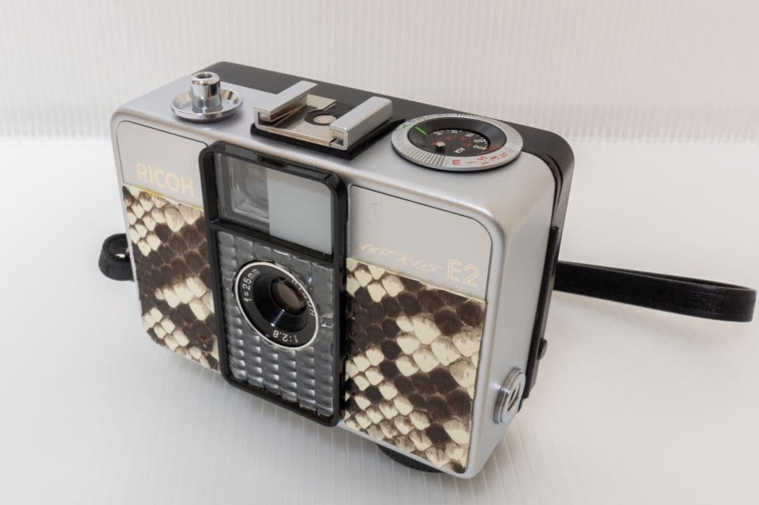 ②【美品・整備済品】RICOH AUTO HALF E2 「蛇革 」オートハーフ