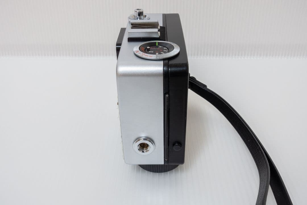 ②【美品・整備済品】RICOH AUTO HALF E2 「蛇革 」オートハーフ