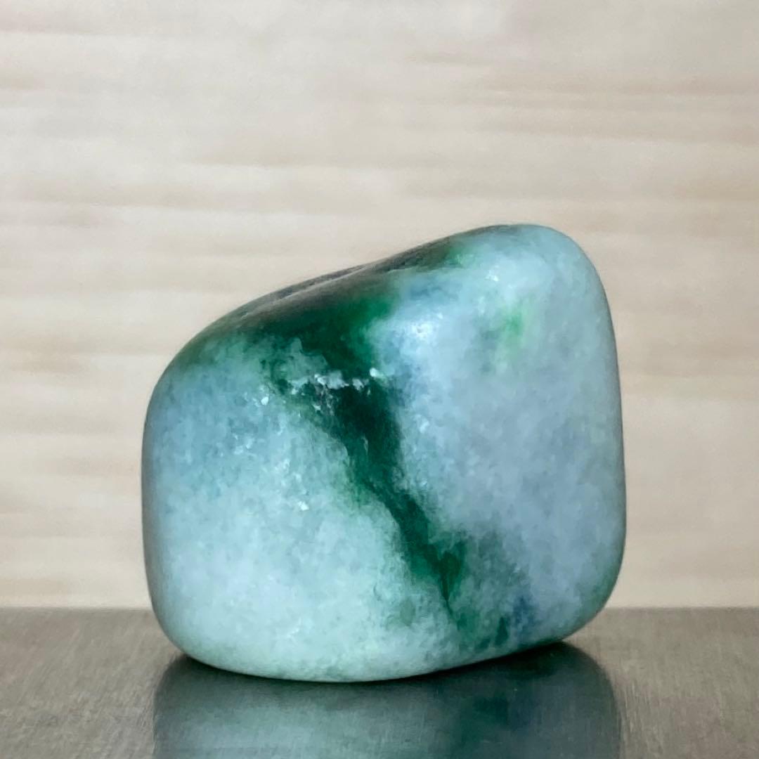 【Premium】糸魚川翡翠　ロウカン宝石質　翡翠　翡翠輝石　原石　5.3ｇ