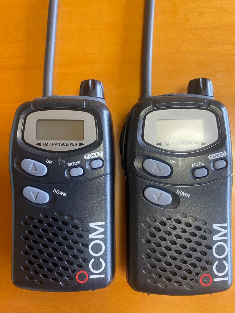 アイコムIC-4008A FRSハンドヘルドトランシーバー