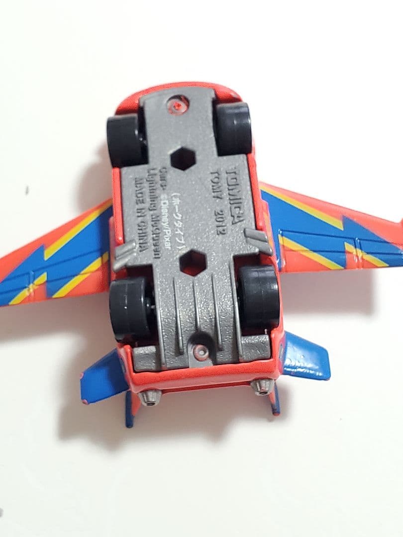 カーズトミカ　マックィーン　メーター　ホークタイプ