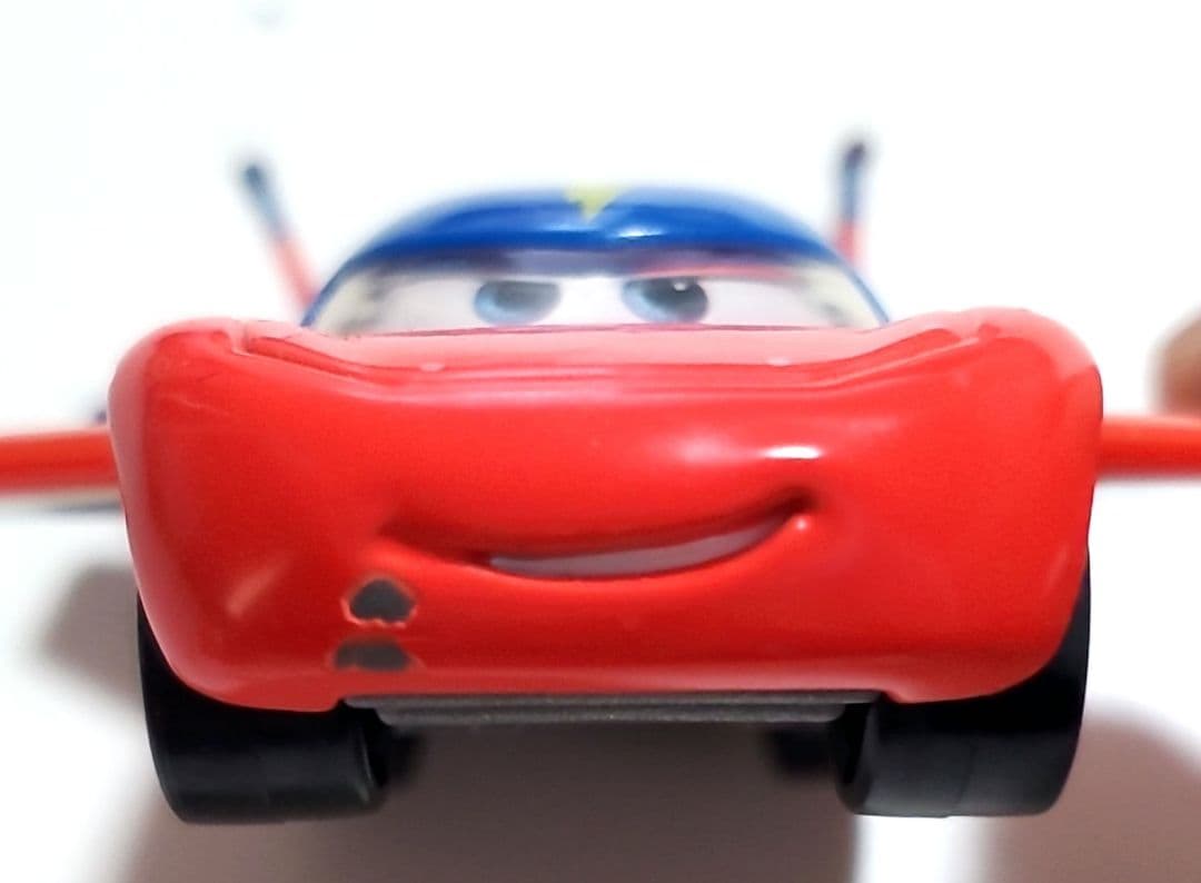 カーズトミカ　マックィーン　メーター　ホークタイプ