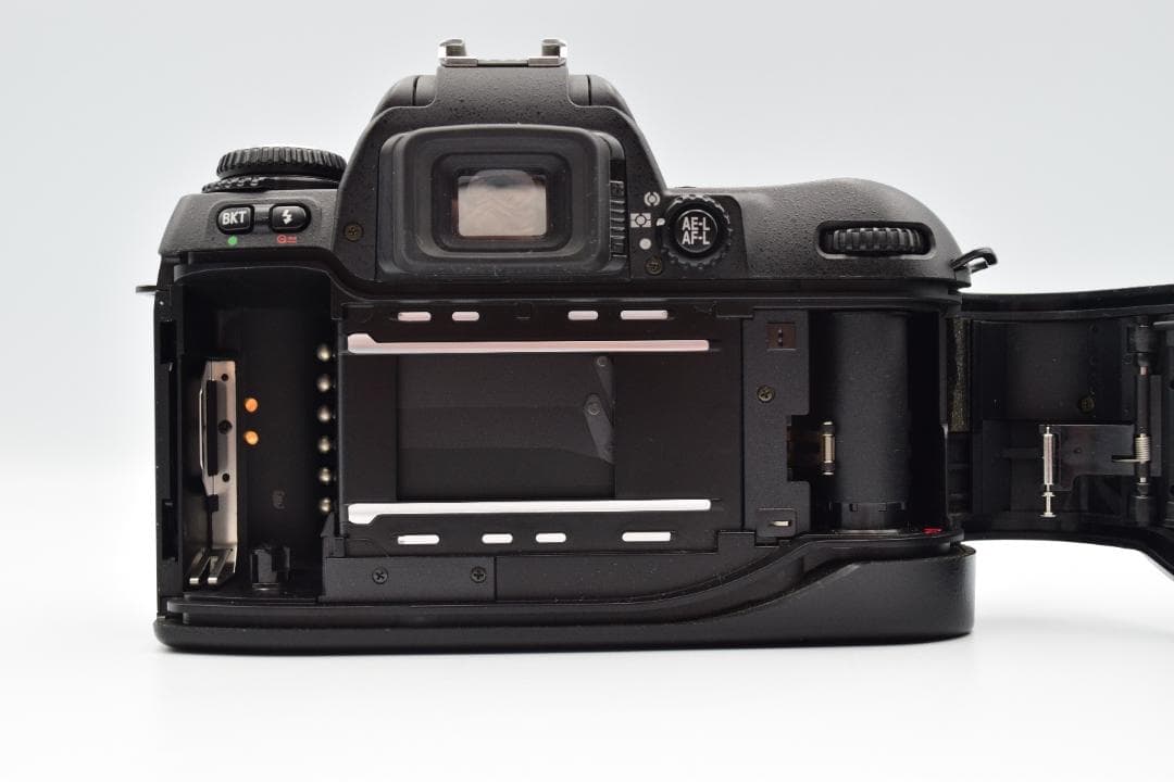 【美品】Nikon F80D フィルム一眼レフカメラ ブラック #25017