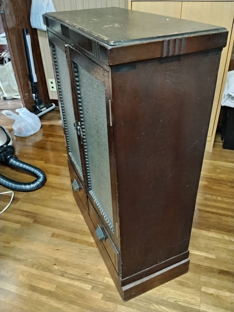 アンティーク レトロ 木製ガラス扉キャビネット 引き出し付き 本棚 食器棚