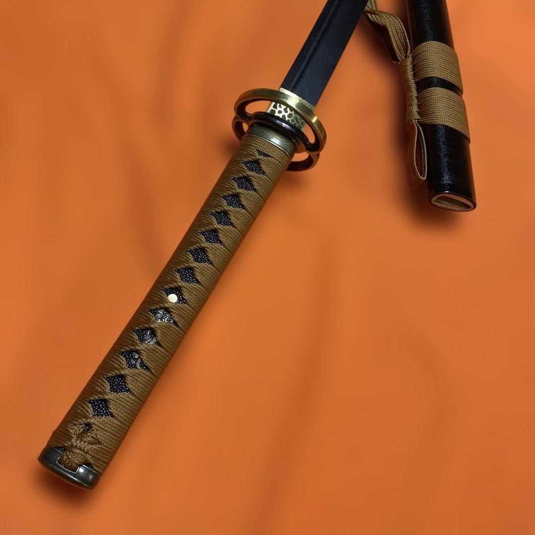 高級軽量模造刀 茶柄 海鼠透し金鍔 飾り栗形黒梨地鞘