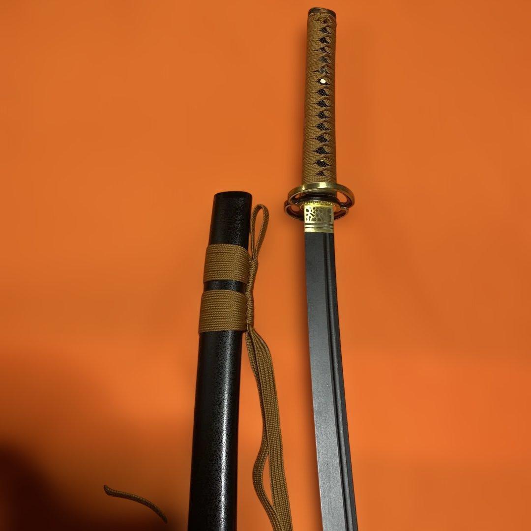 高級軽量模造刀 茶柄 海鼠透し金鍔 飾り栗形黒梨地鞘