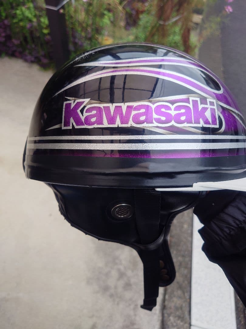 Kawasaki 半帽ヘルメット 黒・紫