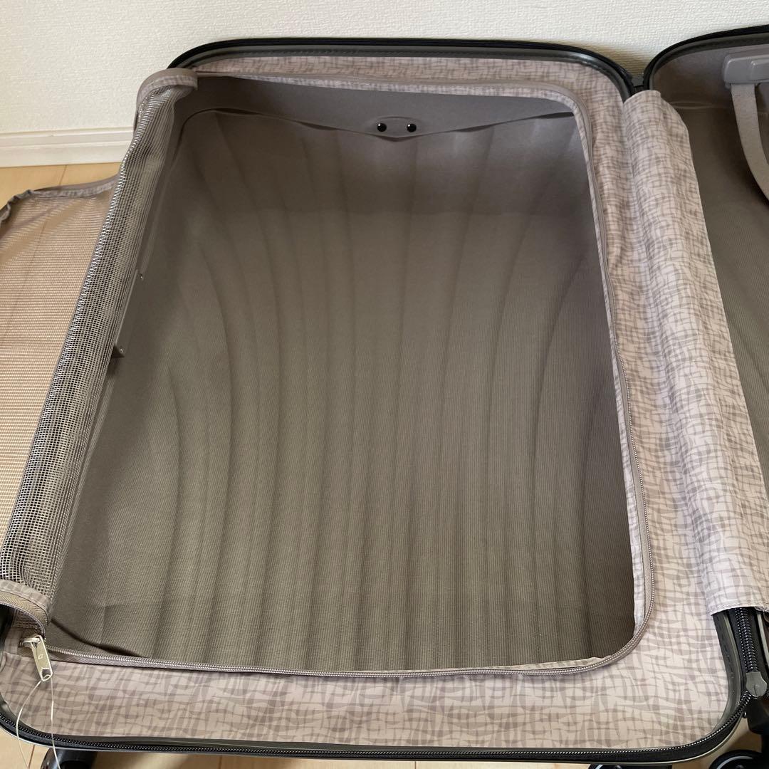 新品未使用　サムソナイト超軽量コスモライト　リニューアルモデル無料預入最大サイズ