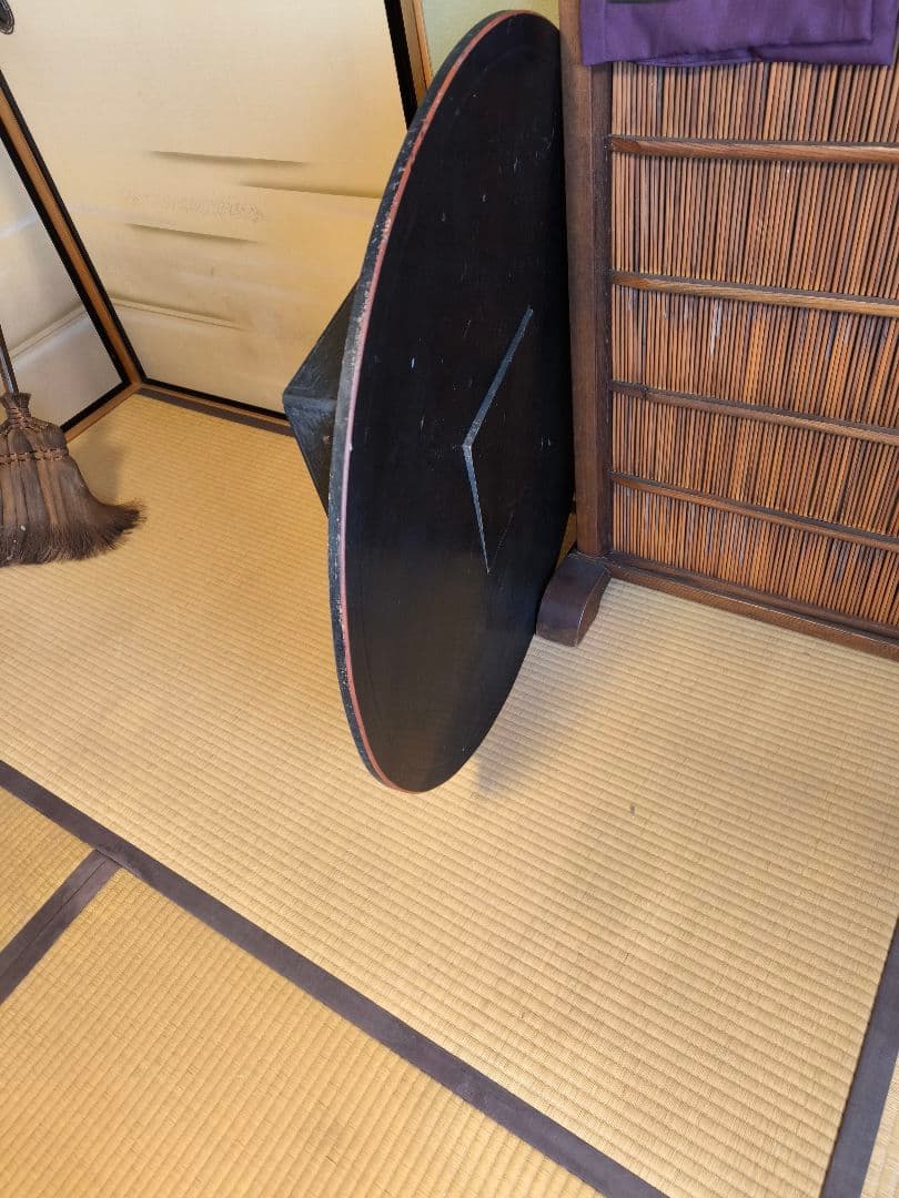 黒色 円形 板座卓 折りたたみ式