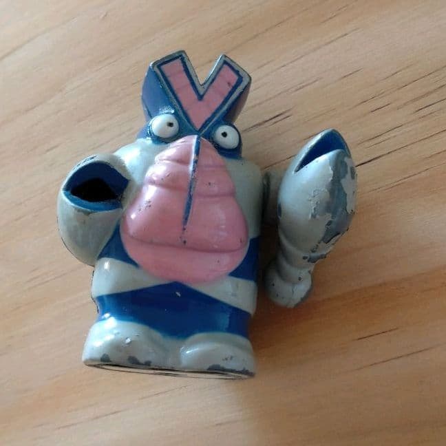 年代物　腕から炎！バルタン星人のライター　ガス式　アンティーク