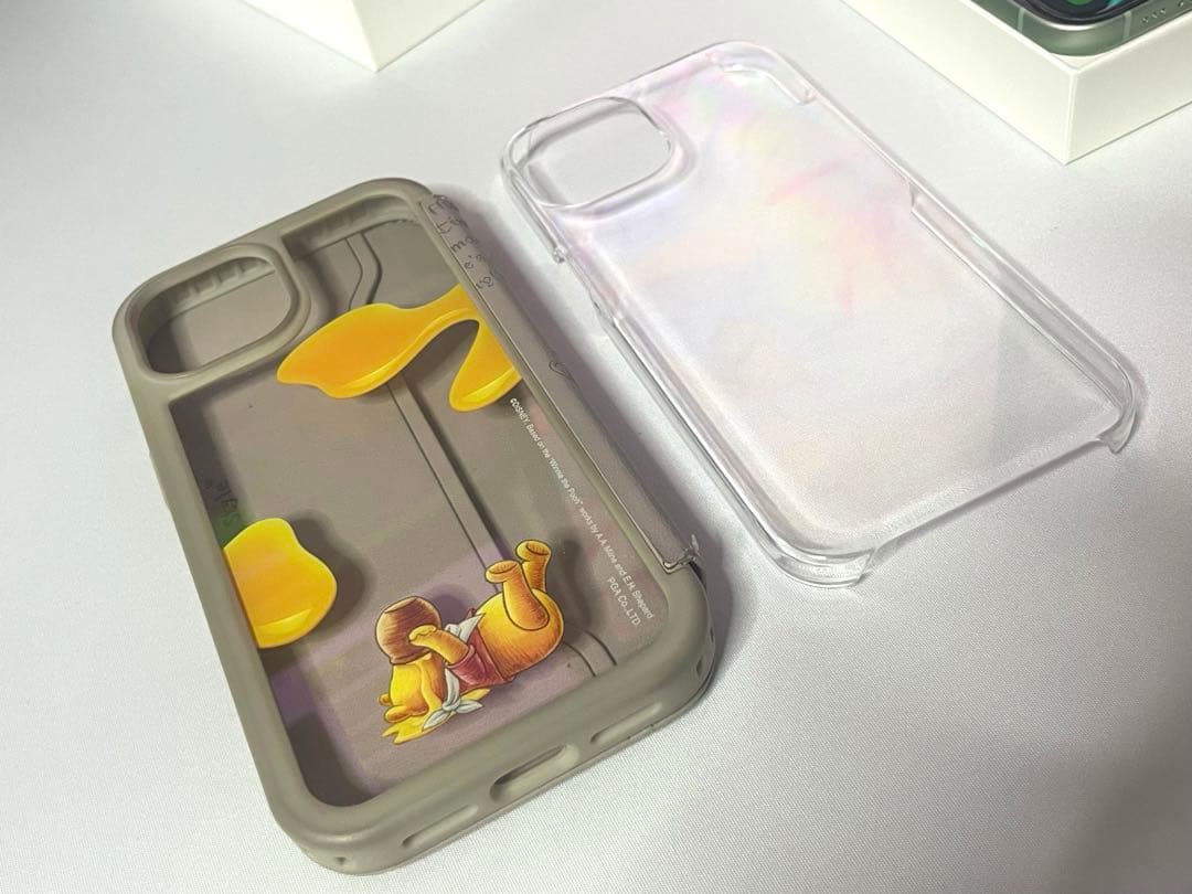 iPhone15 256GB グリーン 付属品(ケース)多数！美品！SIMフリー