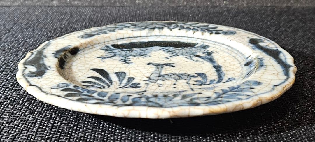 中国古美術　中国古陶磁器　中国古玩　中国南方系　青華　樹木に鹿の図　輪花　呉須皿