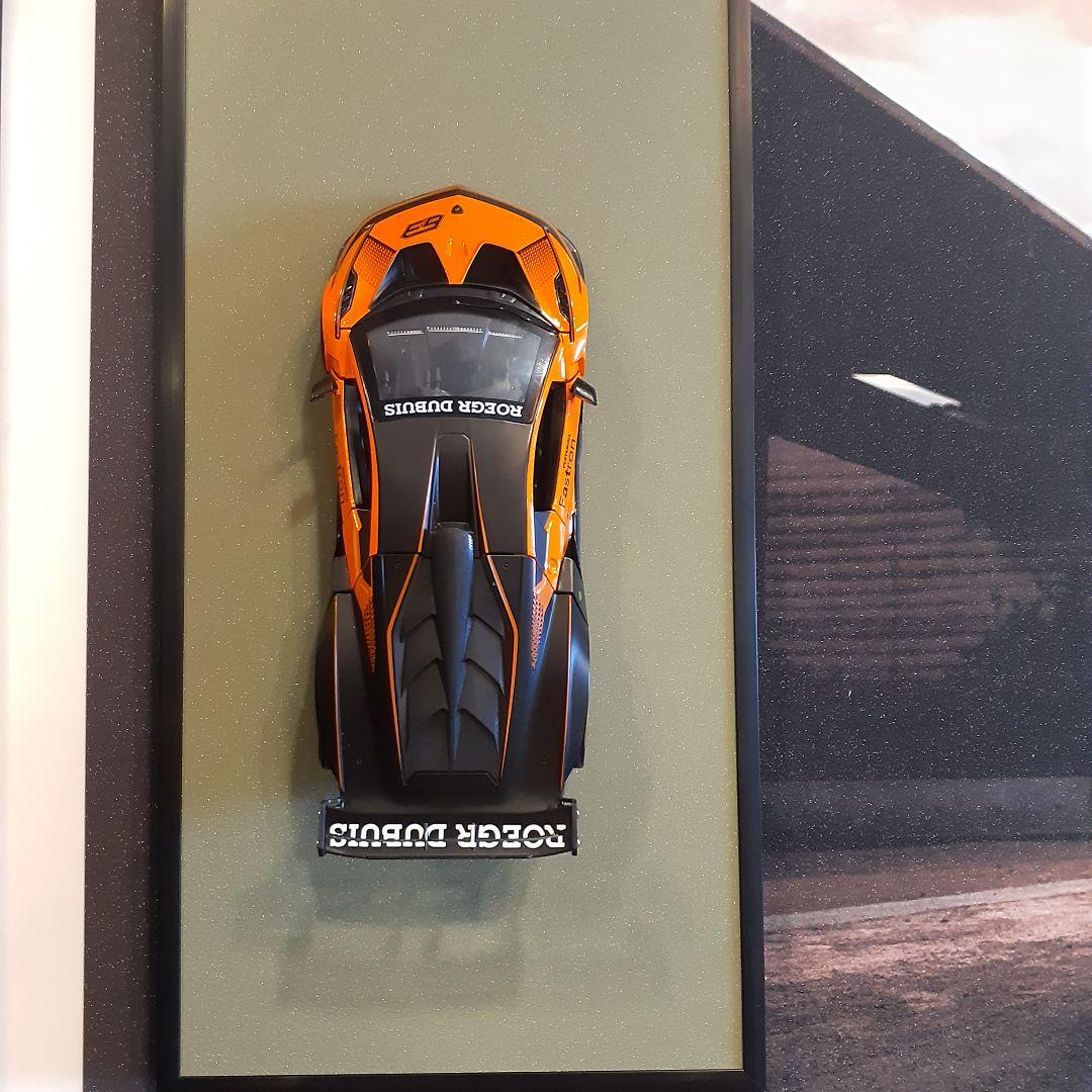 希少　生産少　輸入雑貨　ランボルギーニ　フィギア付　特殊アートパネル　黒縁