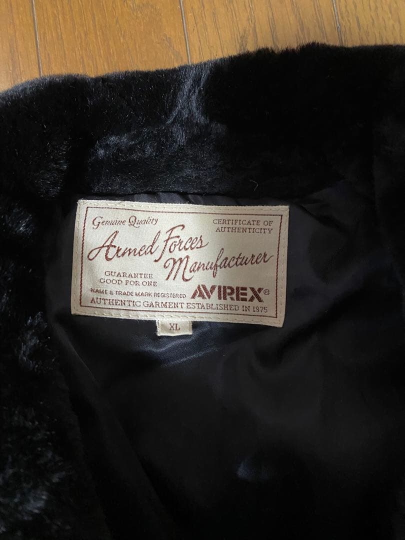 【美品】 アヴィレックス Ｂ３ ダウンジャケット レザーブラック