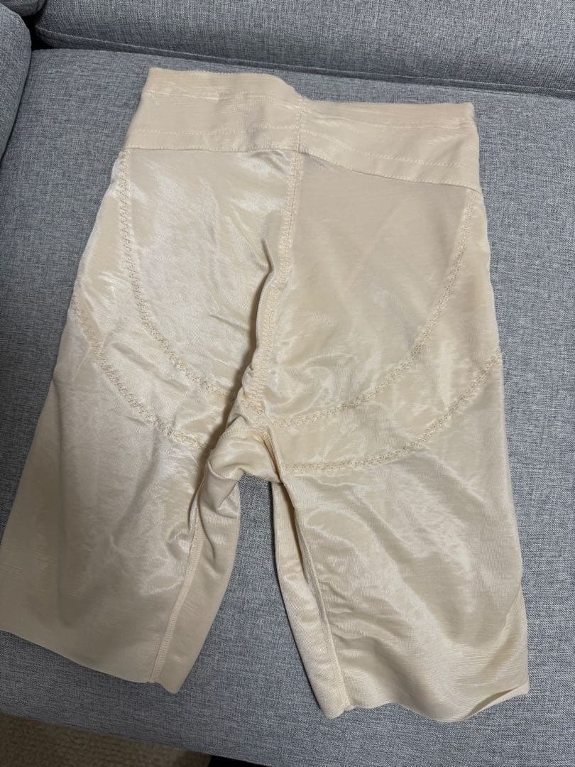 アールイズドレス　ブライダルインナー　リゾート婚　E70