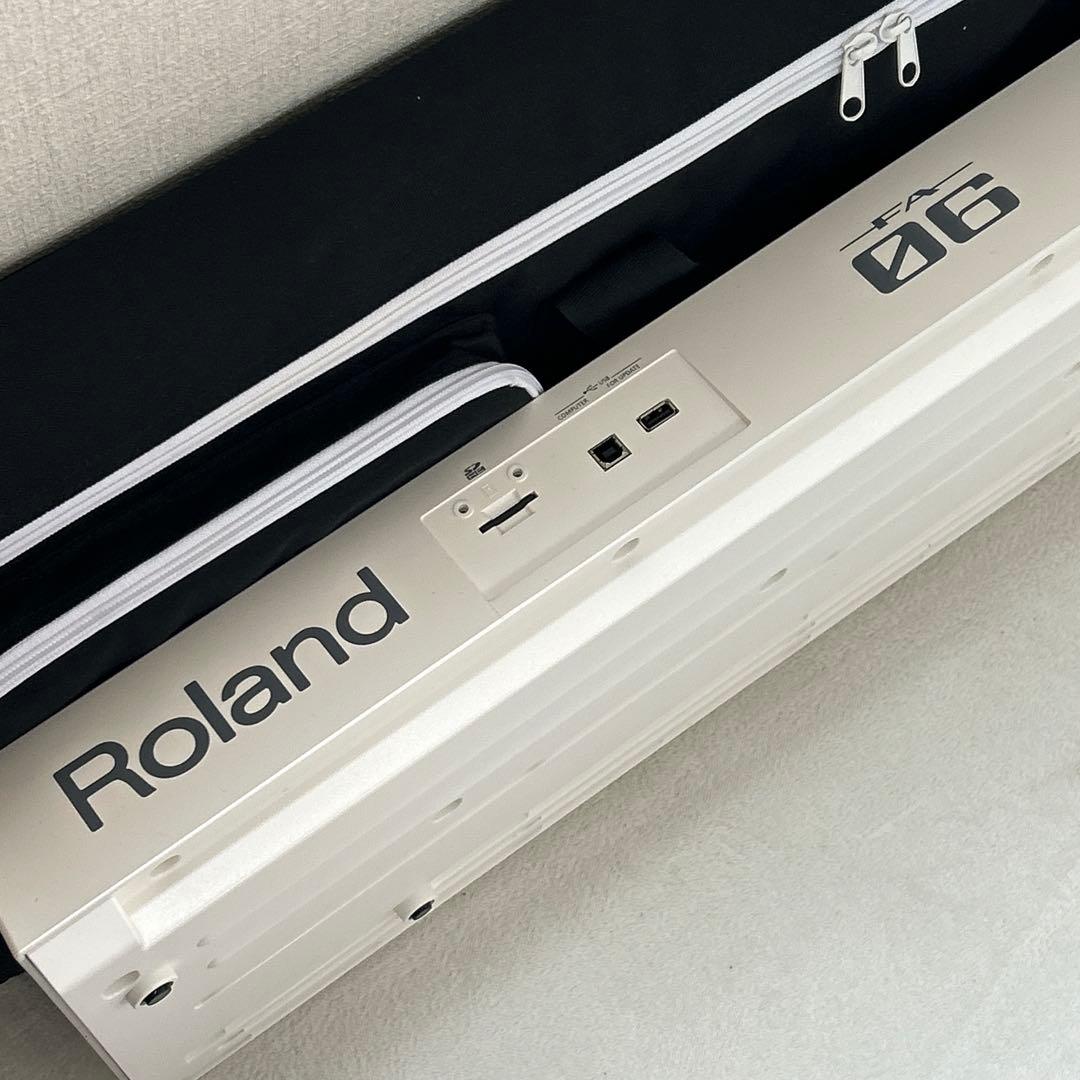 ROLAND FA-06-SC 限定カラー ホワイト SDHCカード ペダル付