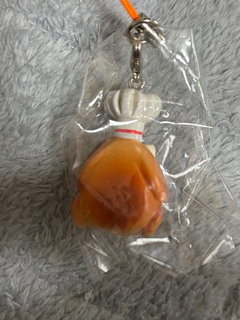 ハローキティ　キティ　ローソン　LAWSON コラボ　Lチキン　ストラップ　限定