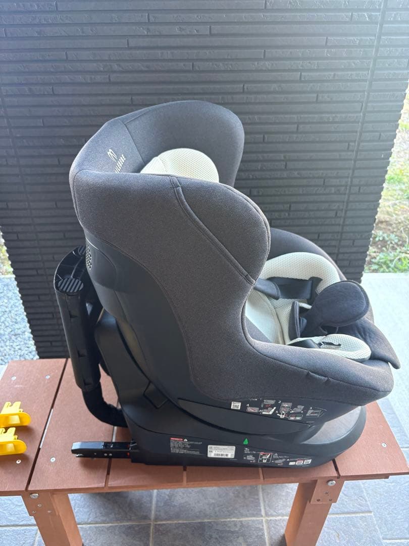 AILEBEBE エールべべ 360ターン ISOFIX チャイルドシート