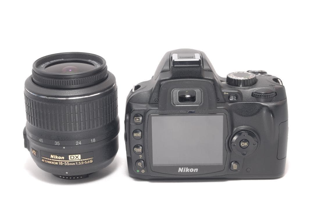 ⭐️カメラデビューにも⭐️Nikon D60　デジタル一眼レフ 高画質